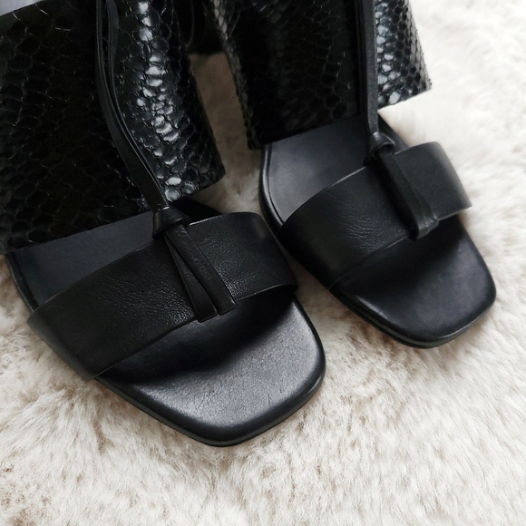 Vince Y2K Dunaway Square Toe Lace Up Black Snake Skin Leather Sandal - Picture 4 of 13